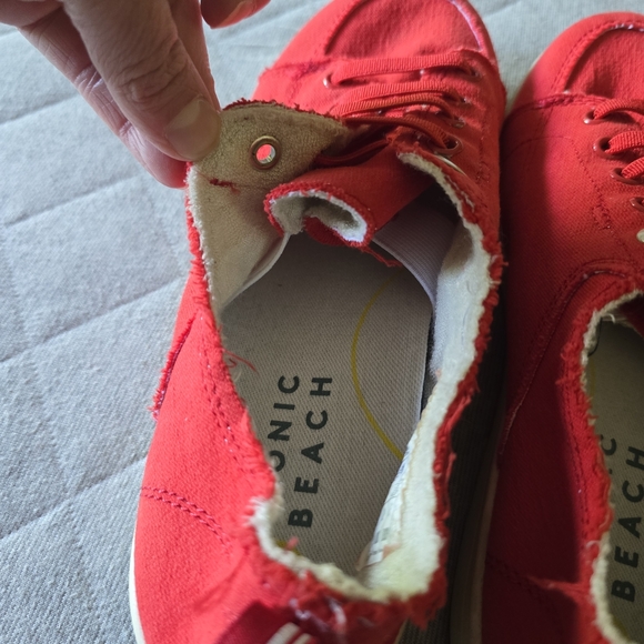 Vionic Beach Pismo Sneakers Size 9.5 Red/orange color - Picture 6 of 9